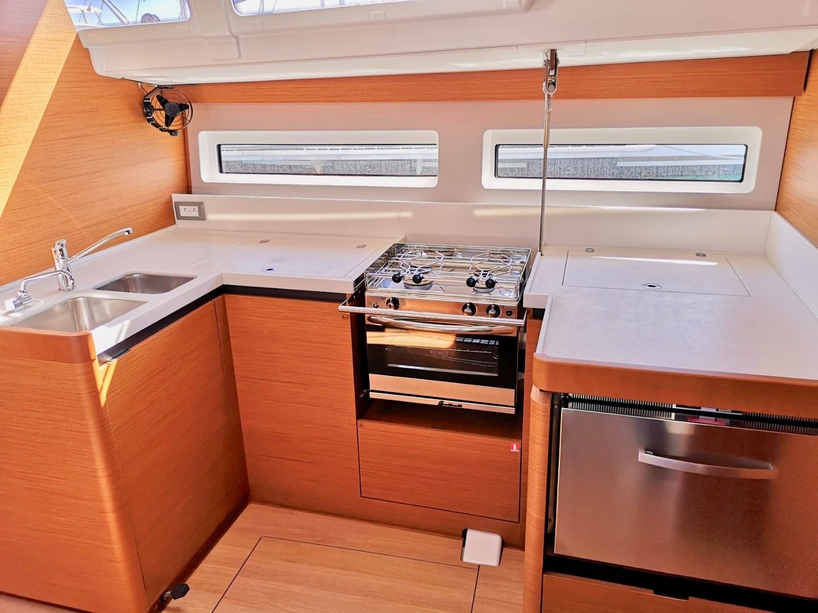 Jeanneau Sun Odyssey 490 | Persik