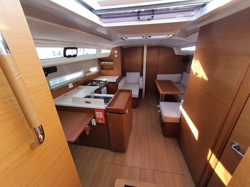 Jeanneau Sun Odyssey 410 | Kymothoe
