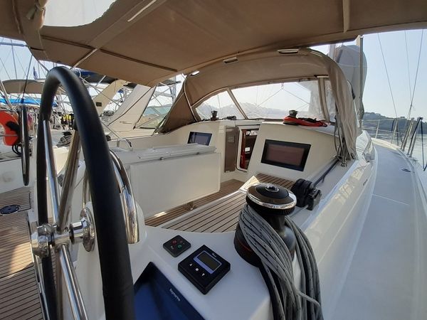 Jeanneau Sun Odyssey 410 | Kymothoe