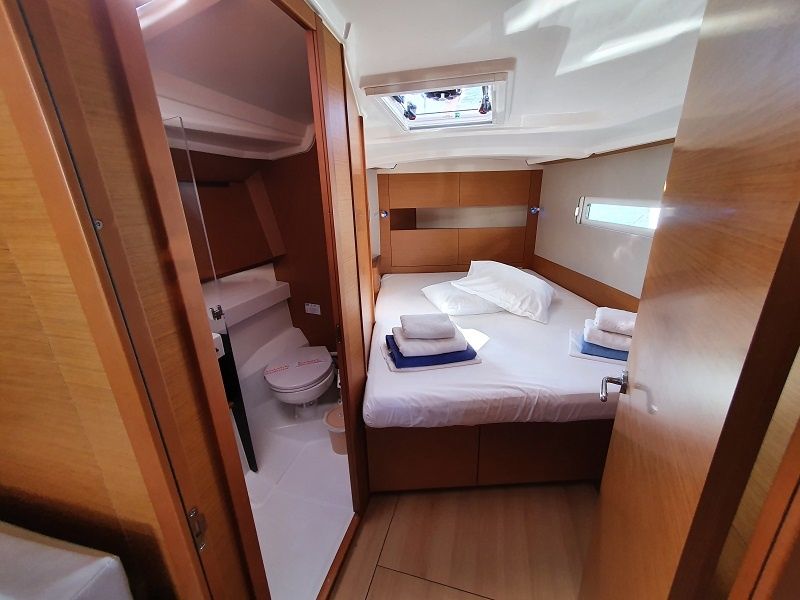 Jeanneau Sun Odyssey 410 | Kymothoe