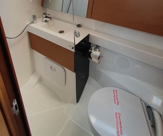 Jeanneau Sun Odyssey 410 | Kymothoe