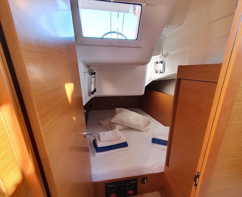 Jeanneau Sun Odyssey 410 | Kymothoe