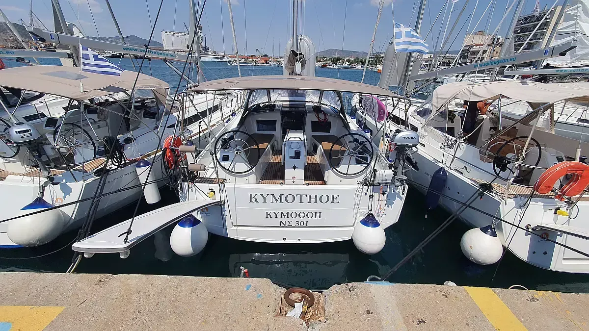 Jeanneau Sun Odyssey 410 | Kymothoe