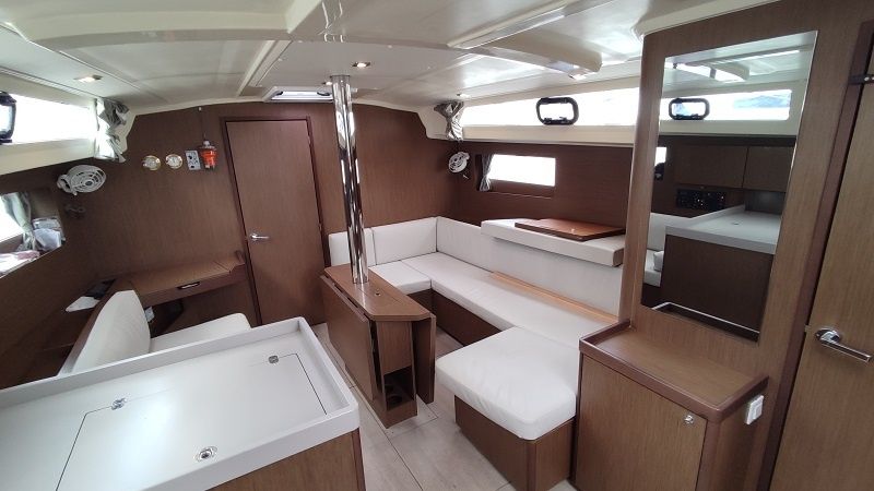 Beneteau Oceanis 41.1 | Maera