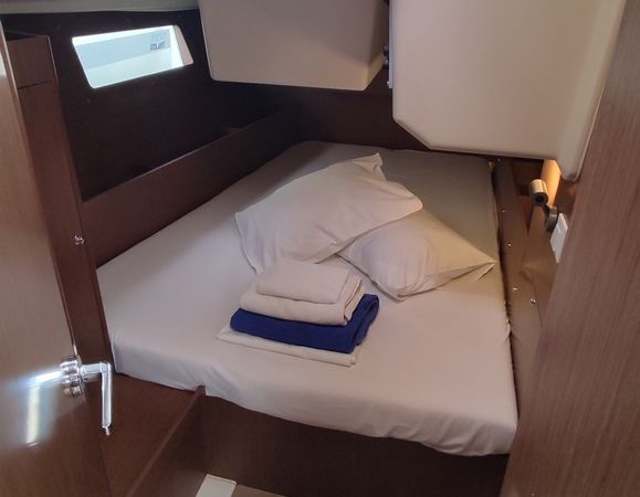 Beneteau Oceanis 41.1 | Maera