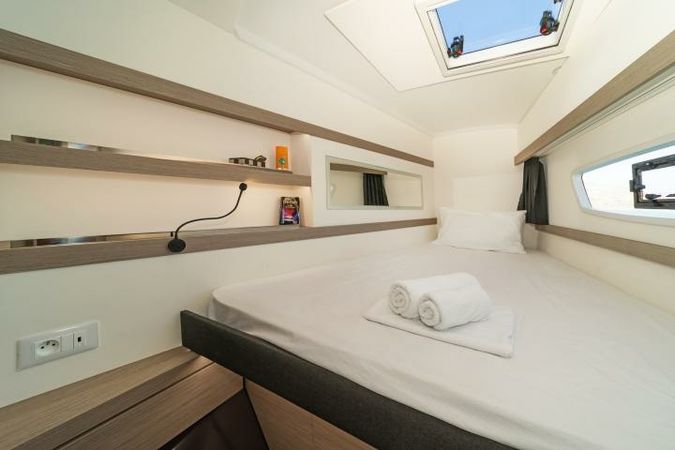 Fountaine Pajot Lucia 40 | E.S. 2
