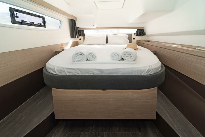 Fountaine Pajot Lucia 40 | E.S. 2