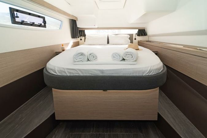 Fountaine Pajot Lucia 40 | E.S. 2