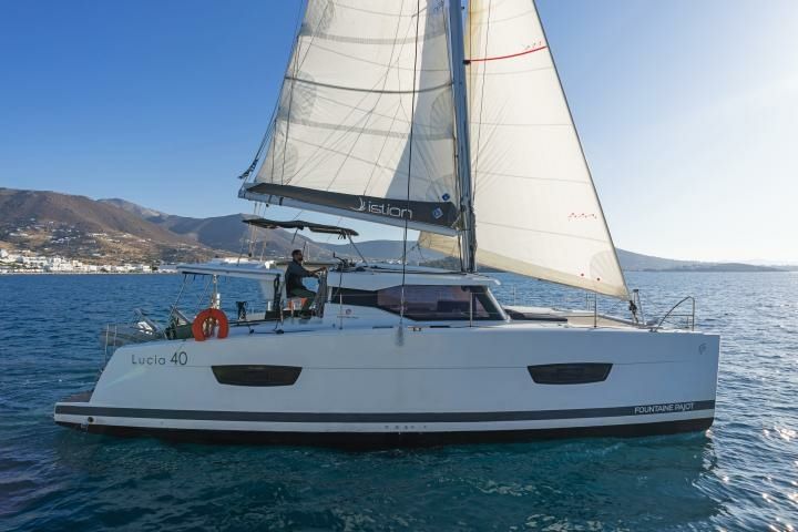 Fountaine Pajot Lucia 40 | E.S. 2
