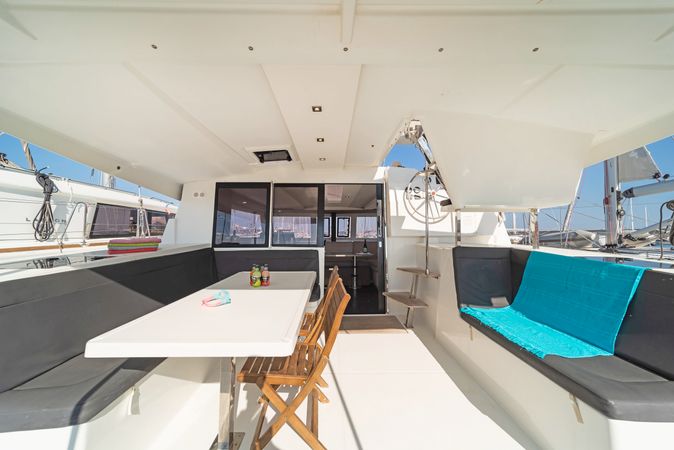 Fountaine Pajot Lucia 40 | Fortuna