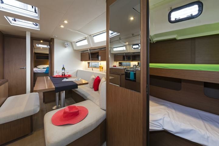 Beneteau Oceanis 46.1 | Rebekka Blue