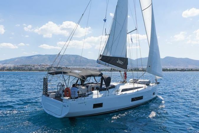 Beneteau Oceanis 46.1 | Rebekka Blue