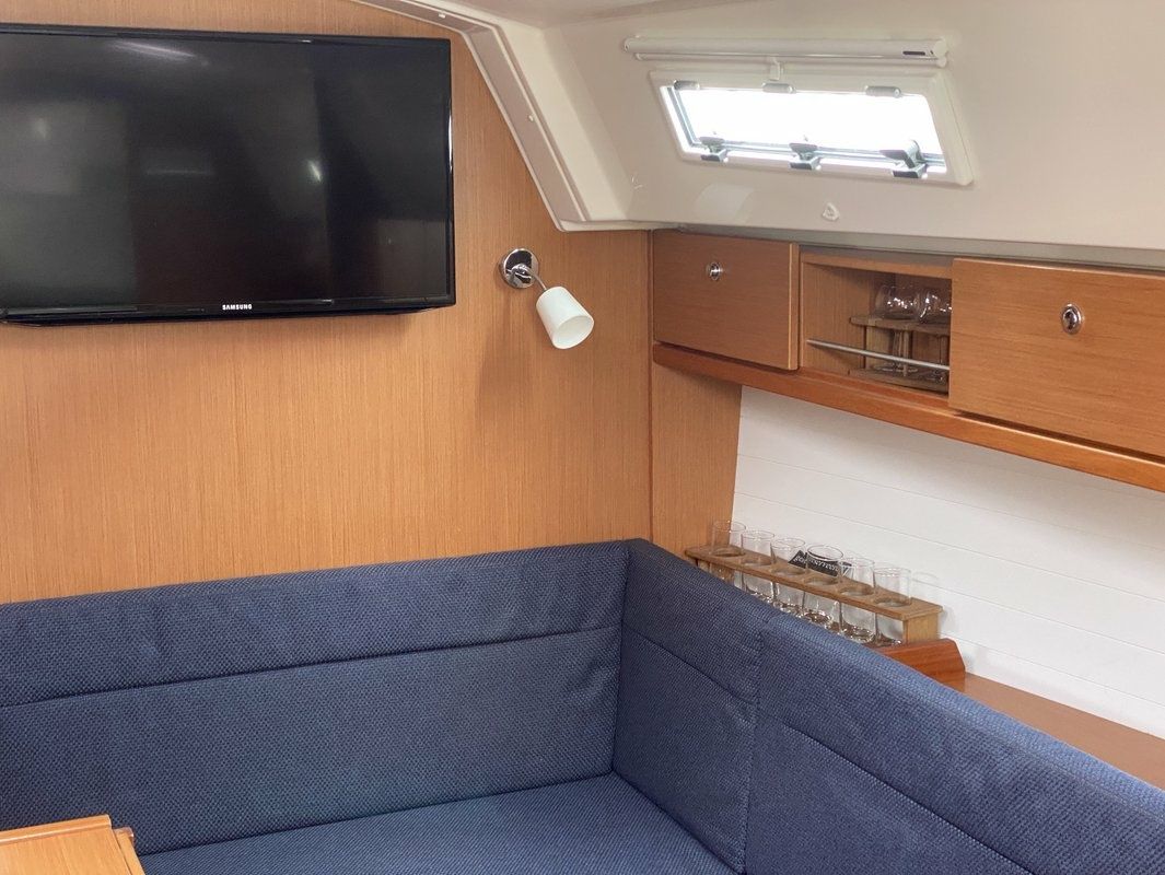 Bavaria Cruiser 36 | Bluesbreaker