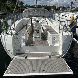 Bavaria Cruiser 32 | Linnea