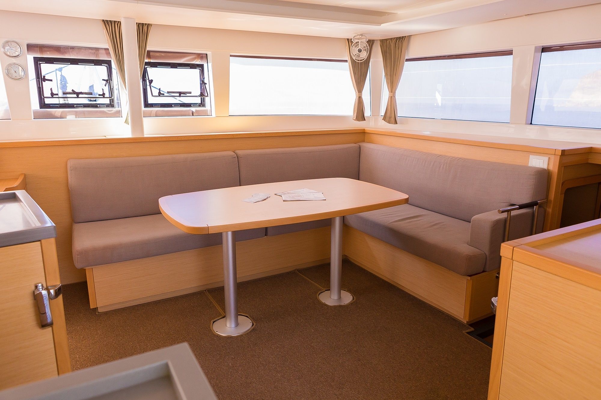 Lagoon 450 F | Agios Nikolaos