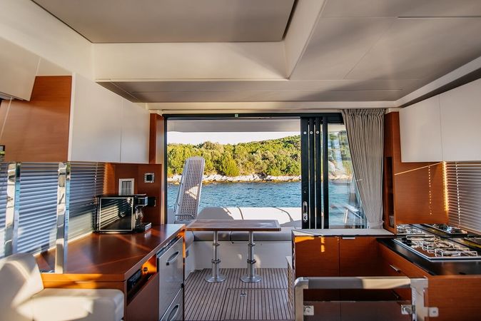 Jeanneau Prestige 420 | Zon Zone