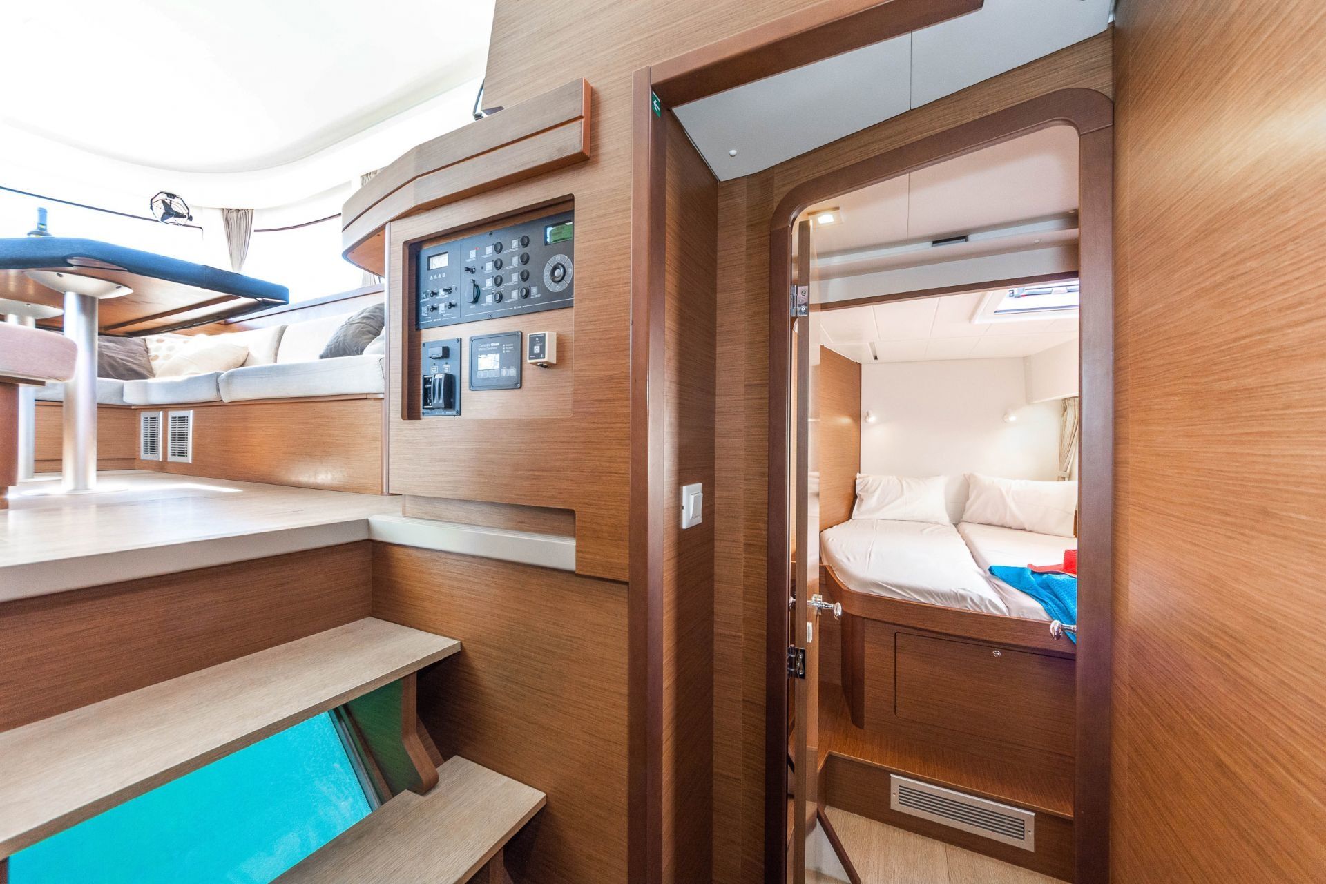Lagoon 42 | Blue Ripple 1