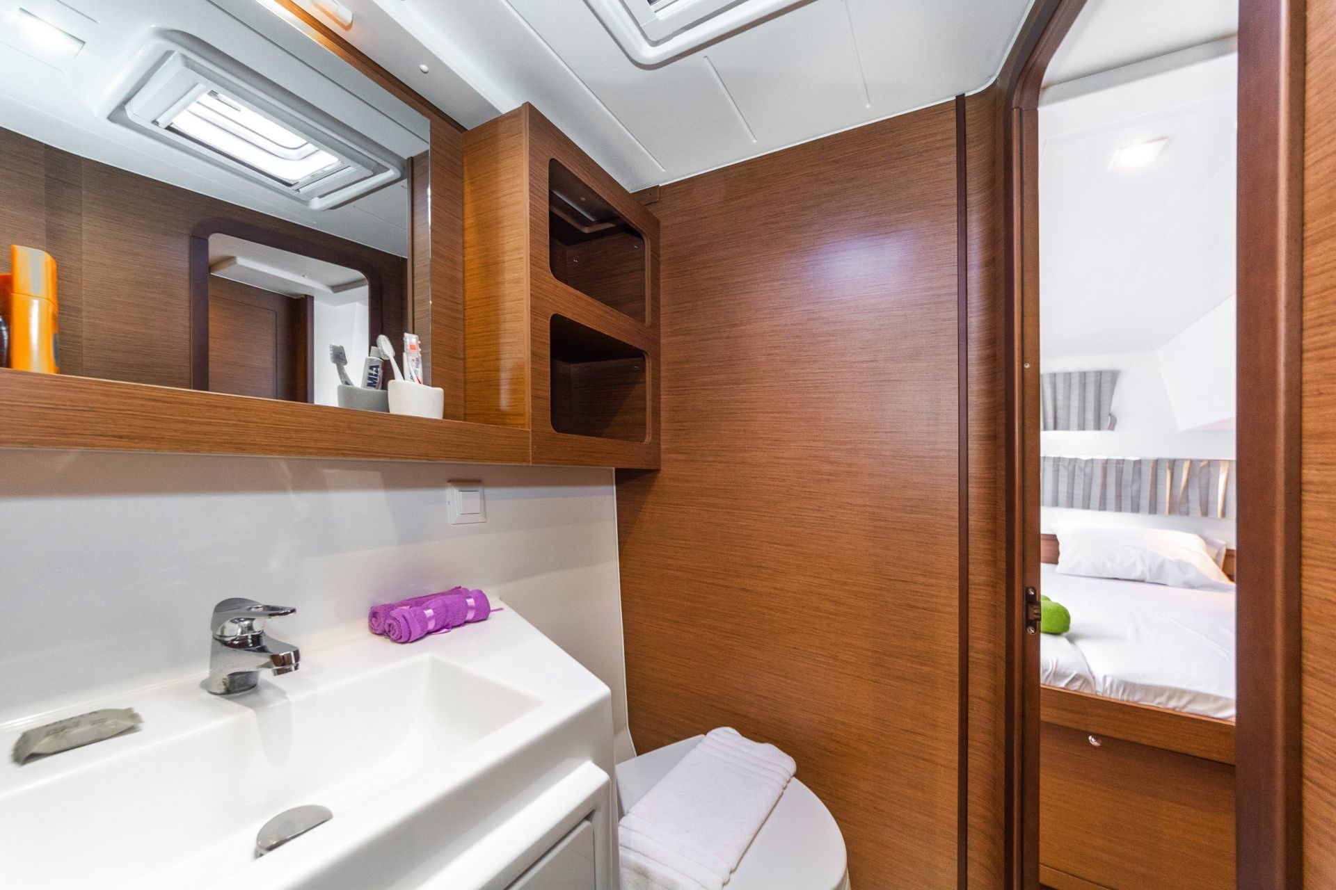 Lagoon 42 | Blue Ripple 1