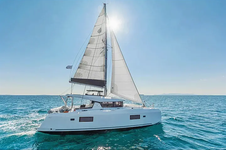 Lagoon 42 | Blue Ripple 1