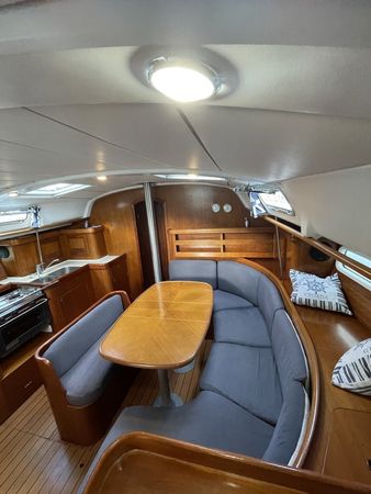 Beneteau Oceanis Clipper 411 | M & M