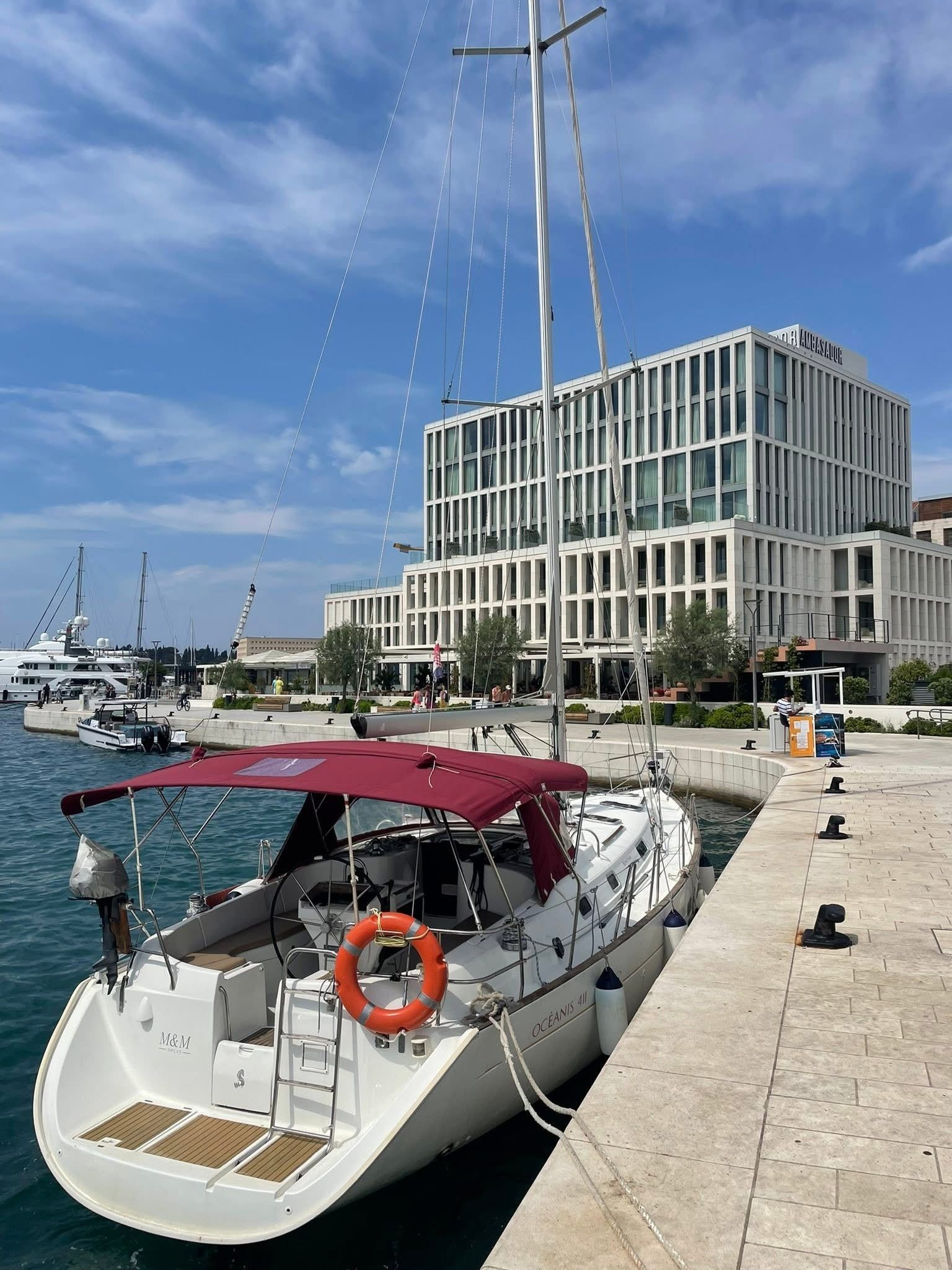 Beneteau Oceanis Clipper 411 | M & M