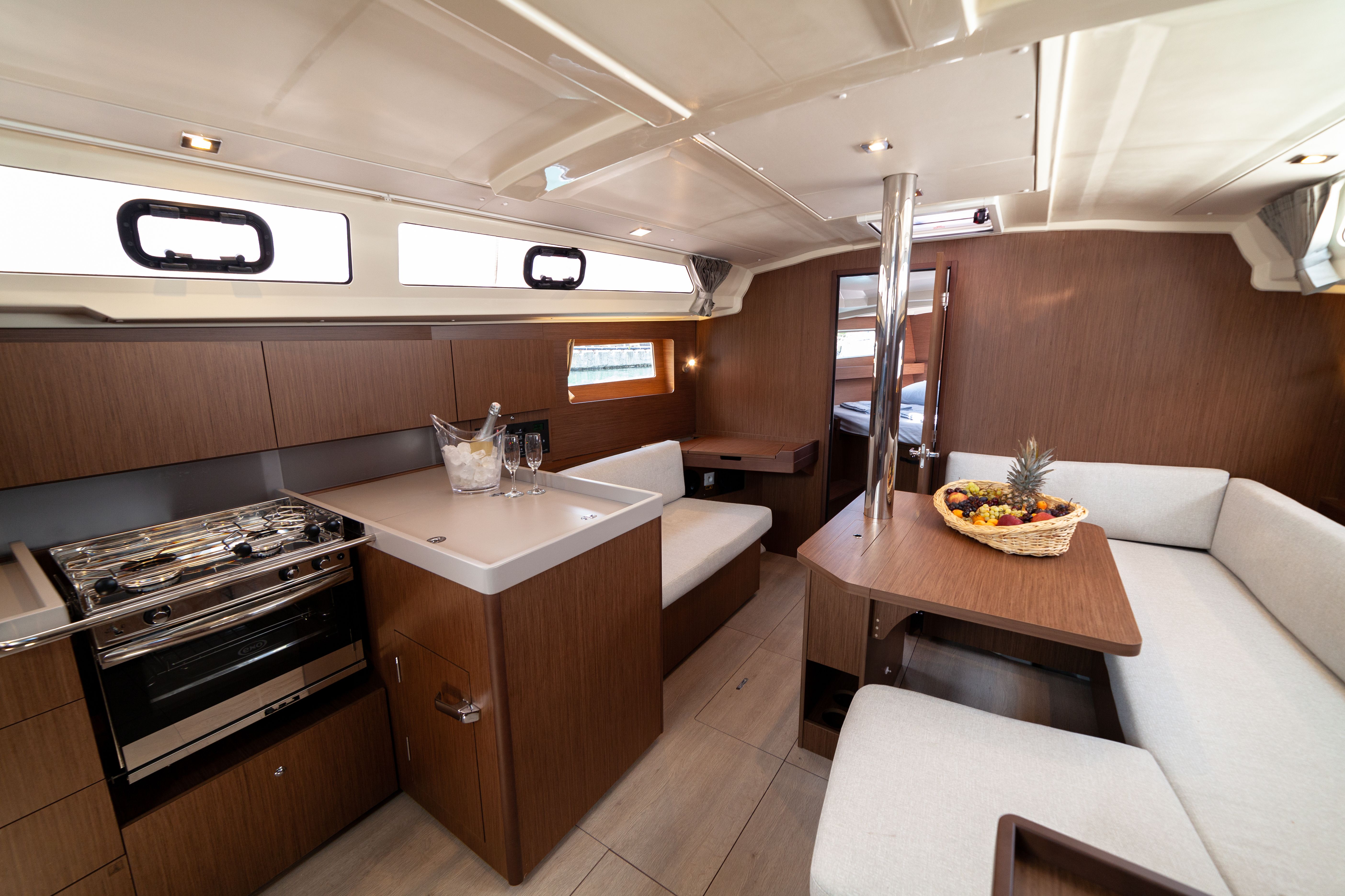 Beneteau Oceanis 41.1 | Sail Orion