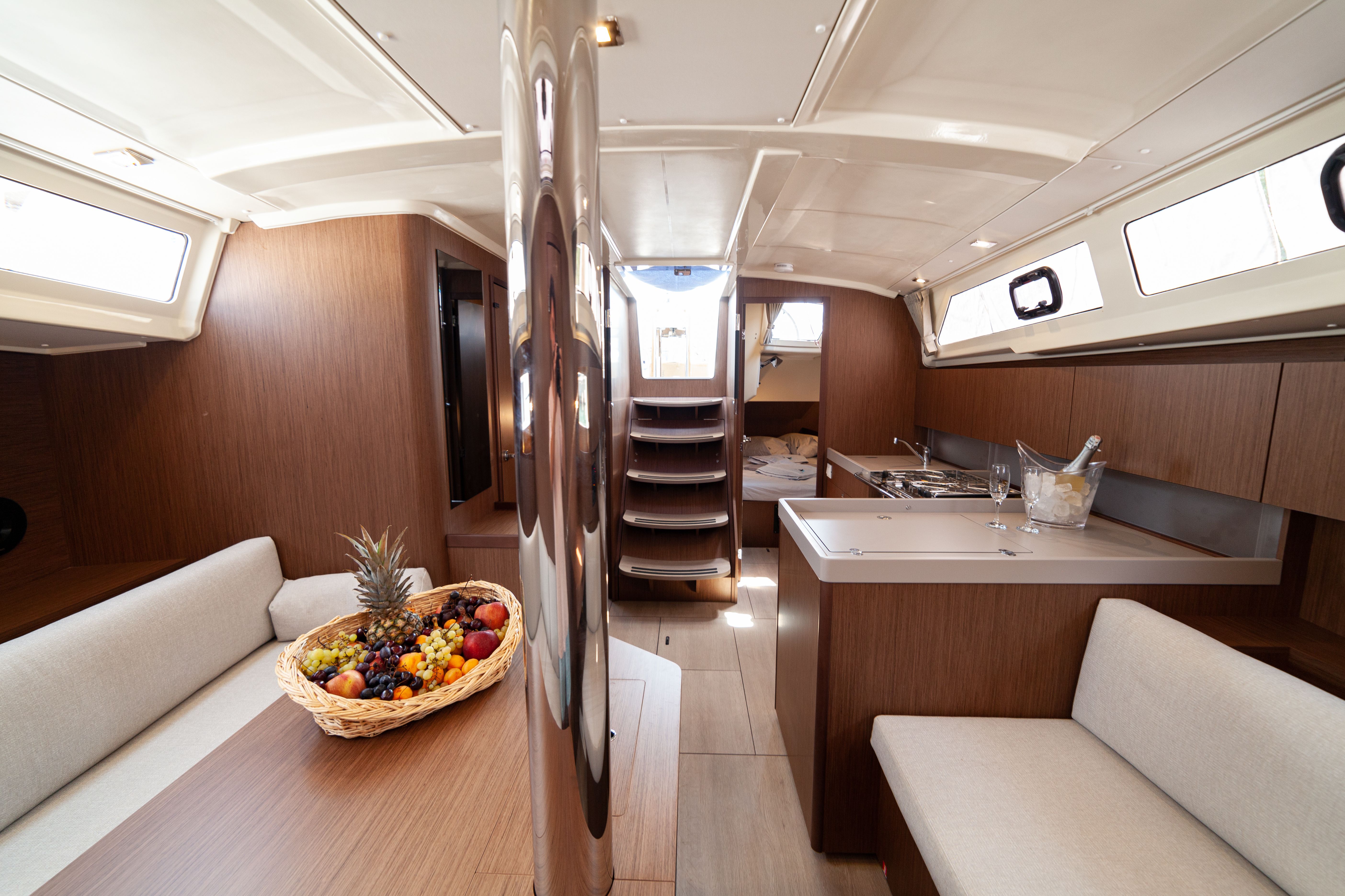 Beneteau Oceanis 41.1 | Sail Orion