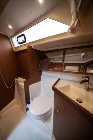 Beneteau Oceanis 41.1 | Sail Orion