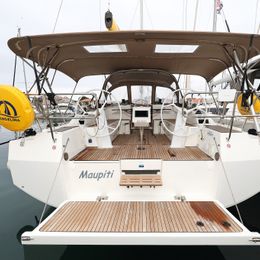 Bavaria C42 | Maupiti