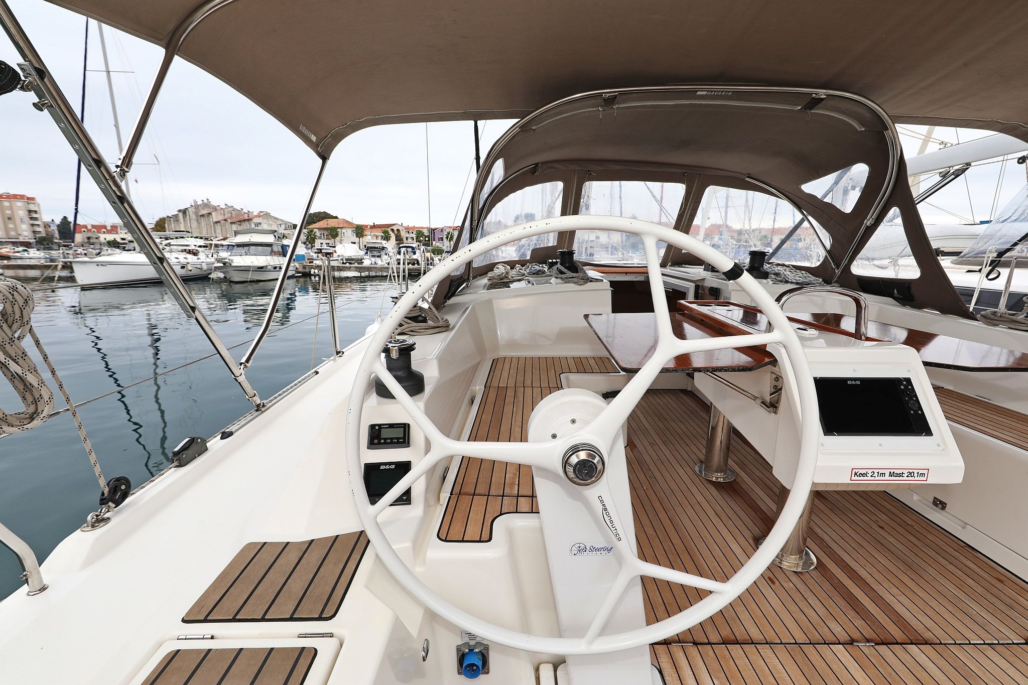 Bavaria C42 | Maupiti