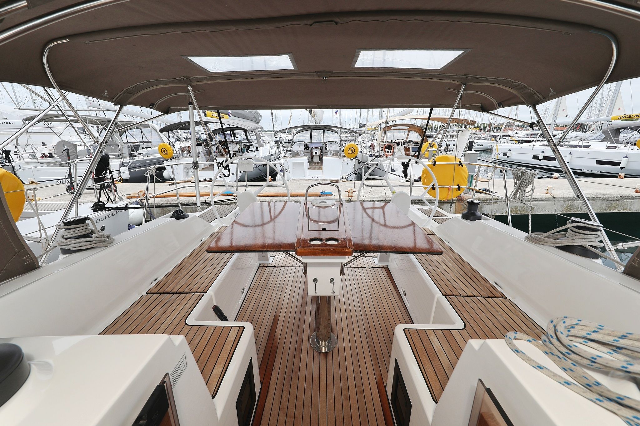 Bavaria C42 | Maupiti
