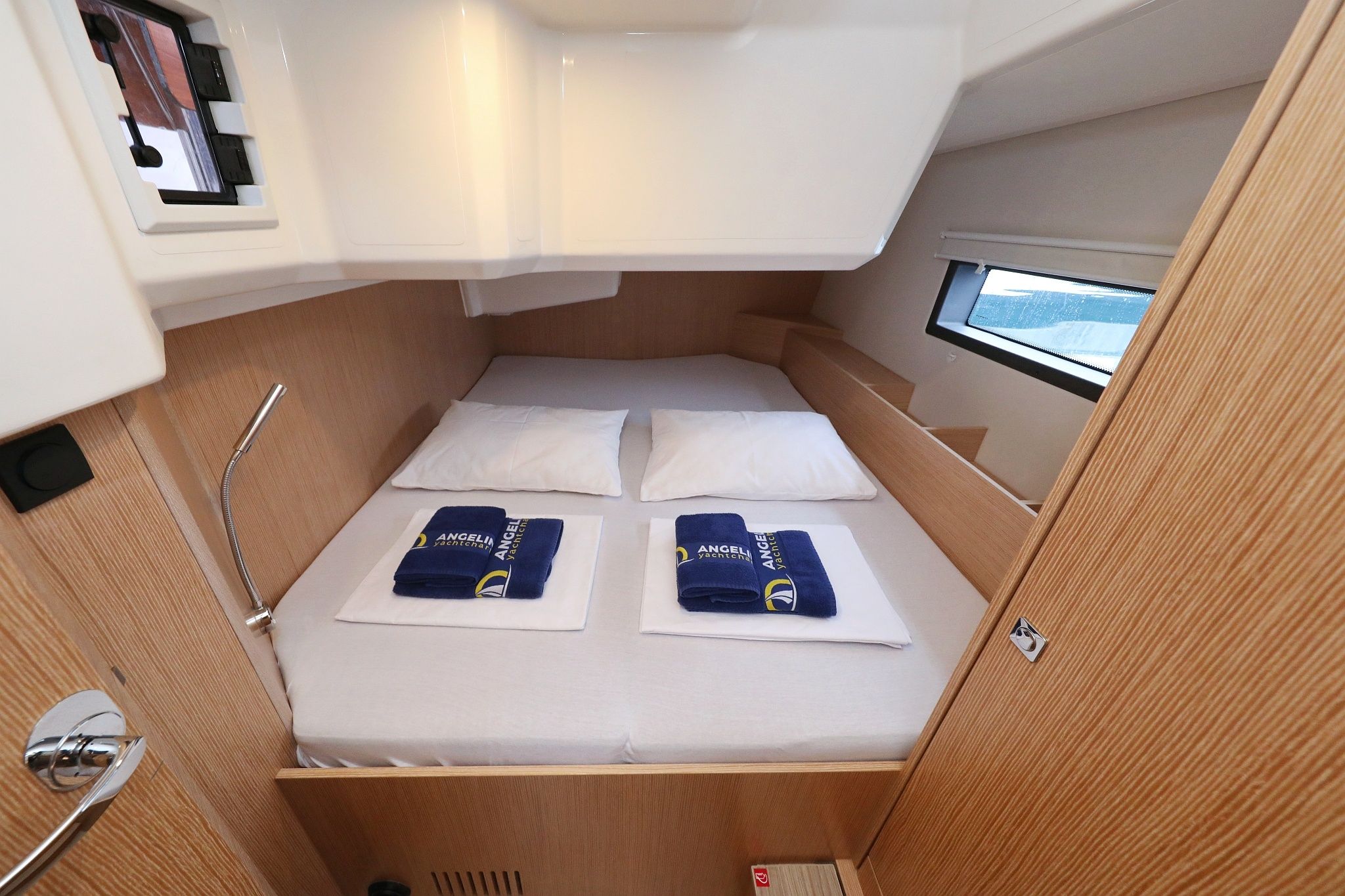 Bavaria C42 | Maupiti