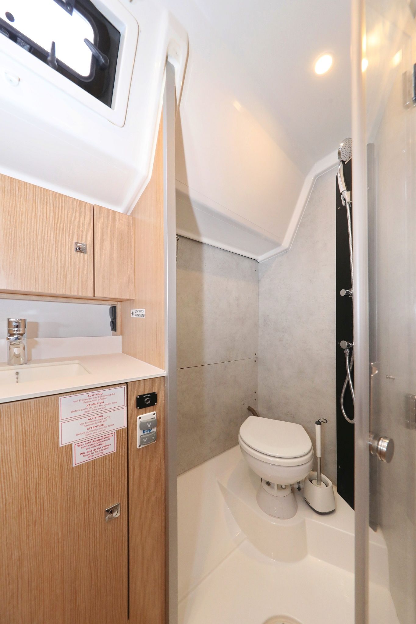 Bavaria C42 | Maupiti