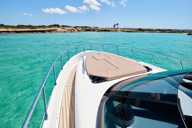 Gulf Craft Oryx 379 | Santa Cruz