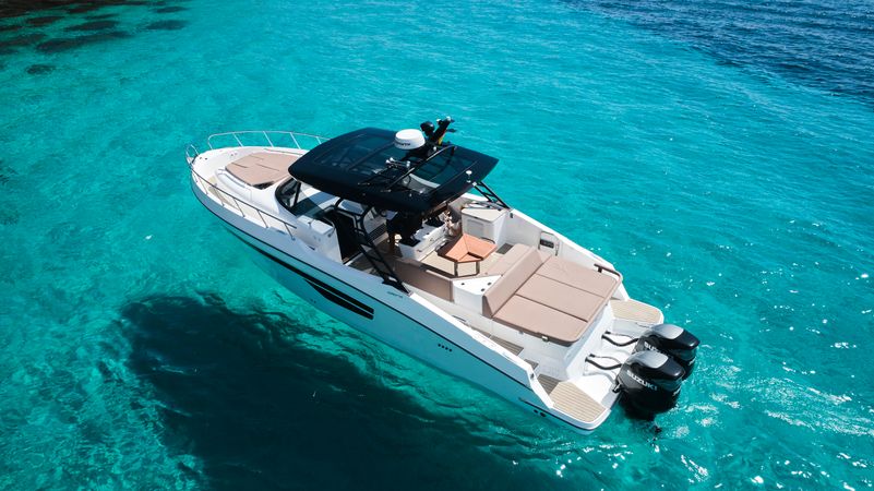 Gulf Craft Oryx 379 | Santa Cruz