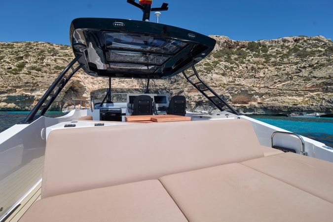 Gulf Craft Oryx 379 | Santa Cruz