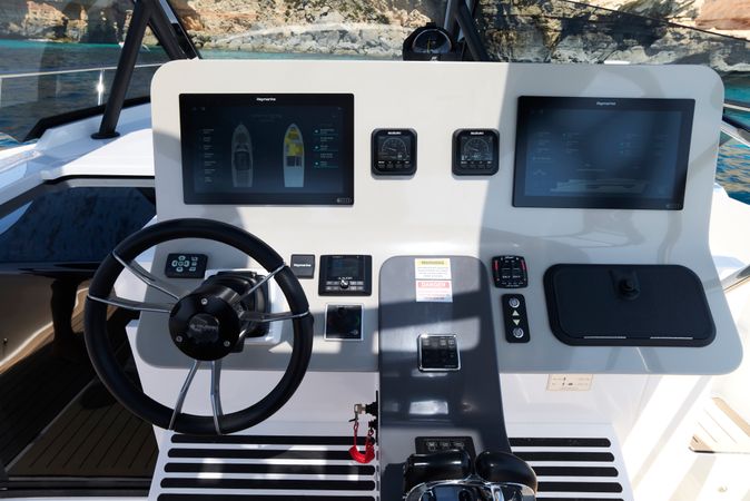 Gulf Craft Oryx 379 | Santa Cruz