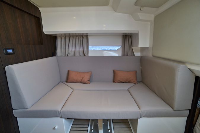 Gulf Craft Oryx 379 | Santa Cruz