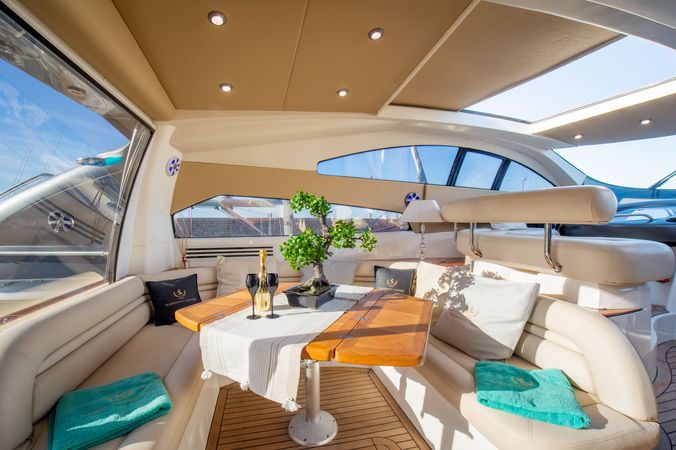 Sunseeker Predator 75 | Twisted