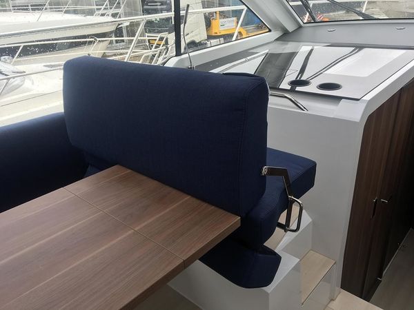 Sealine C390 | Ecstasea