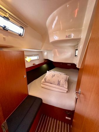 Bavaria Cruiser 37 | Lahor