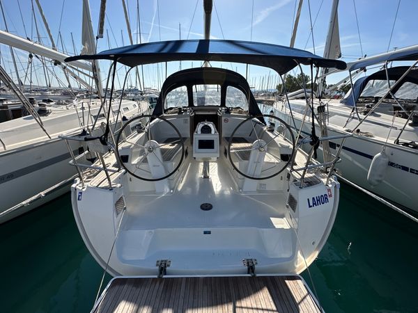 Bavaria Cruiser 37 | Lahor