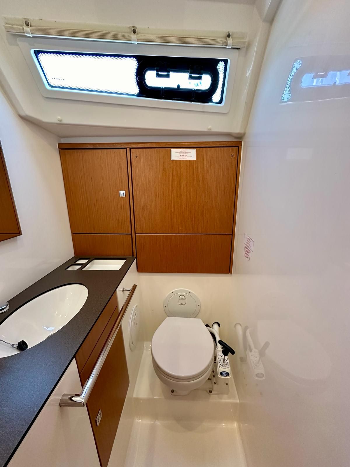 Bavaria Cruiser 46 | Topaz