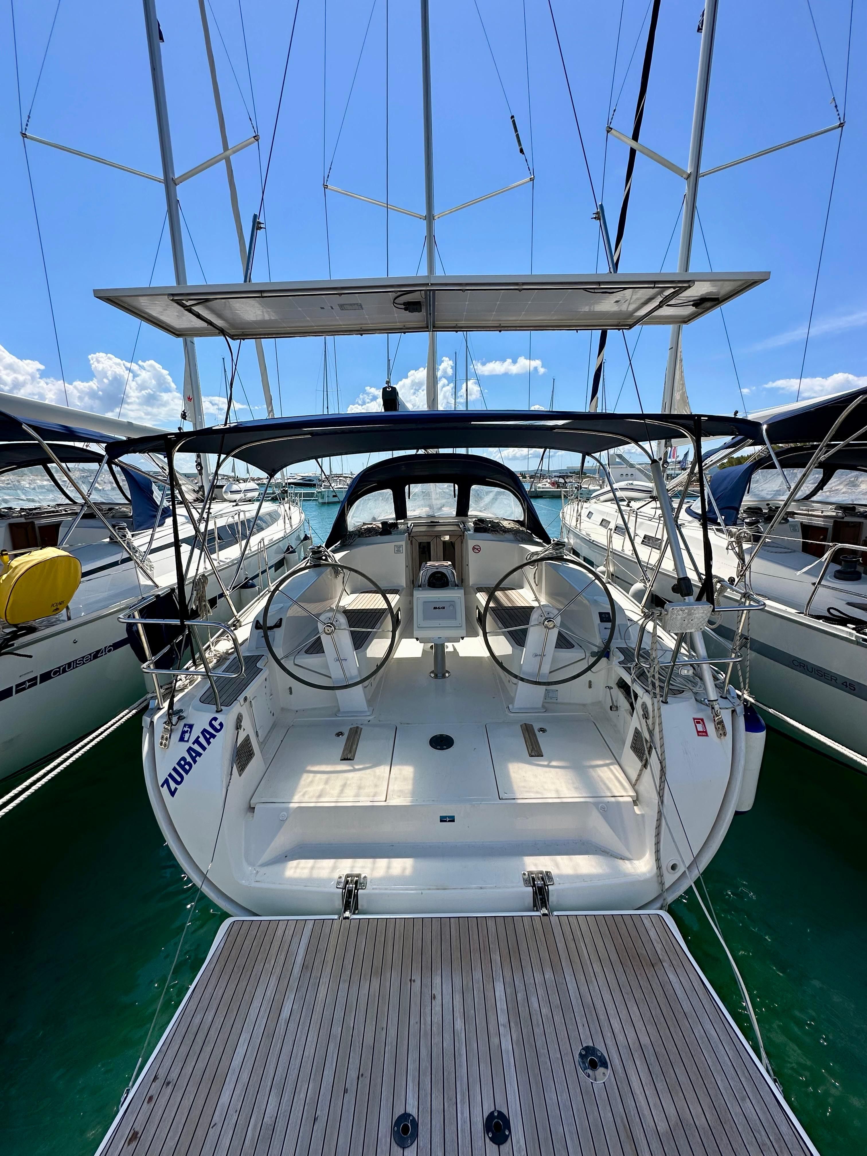 Bavaria Cruiser 41 | Zubatac