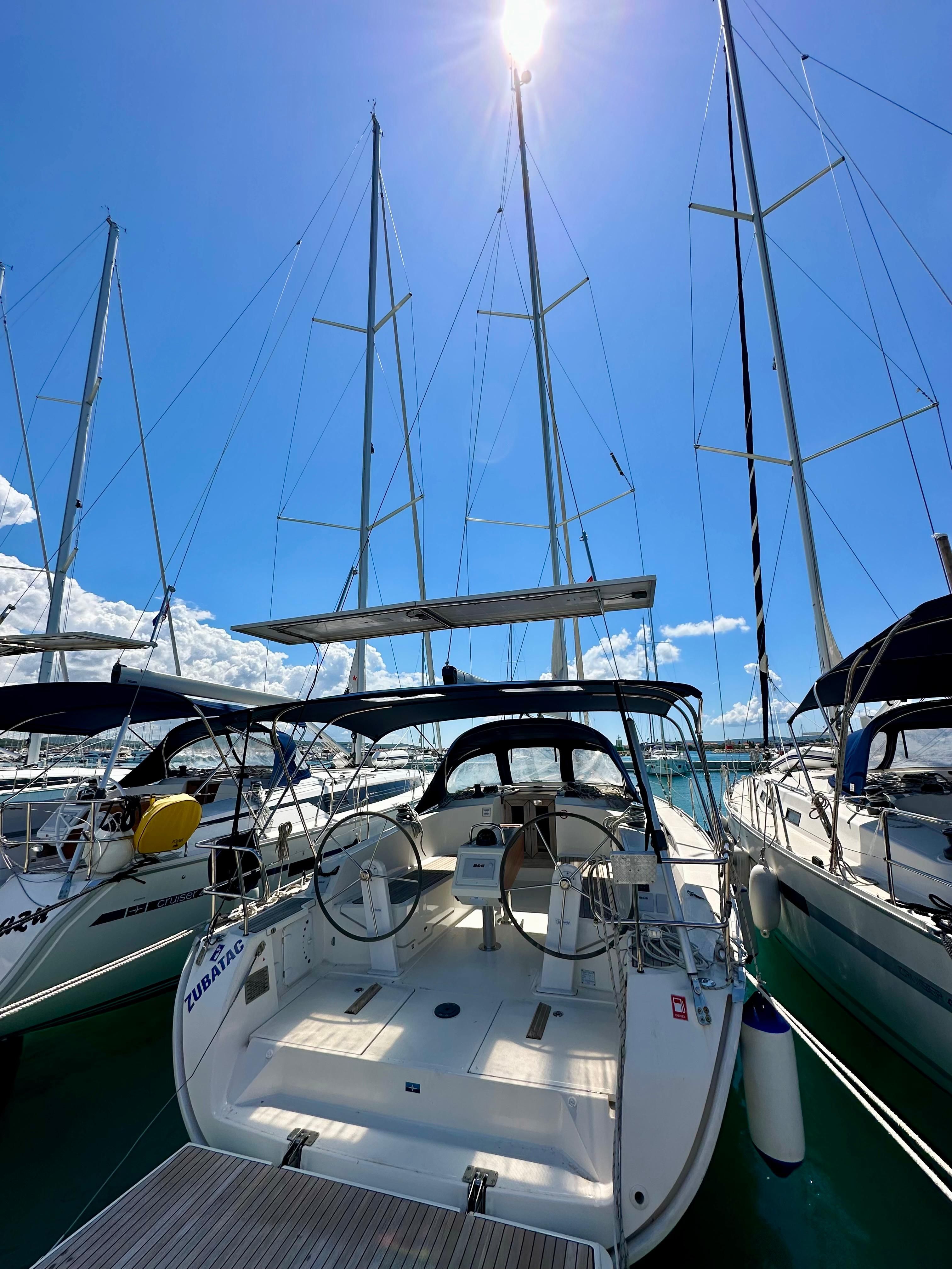 Bavaria Cruiser 41 | Zubatac