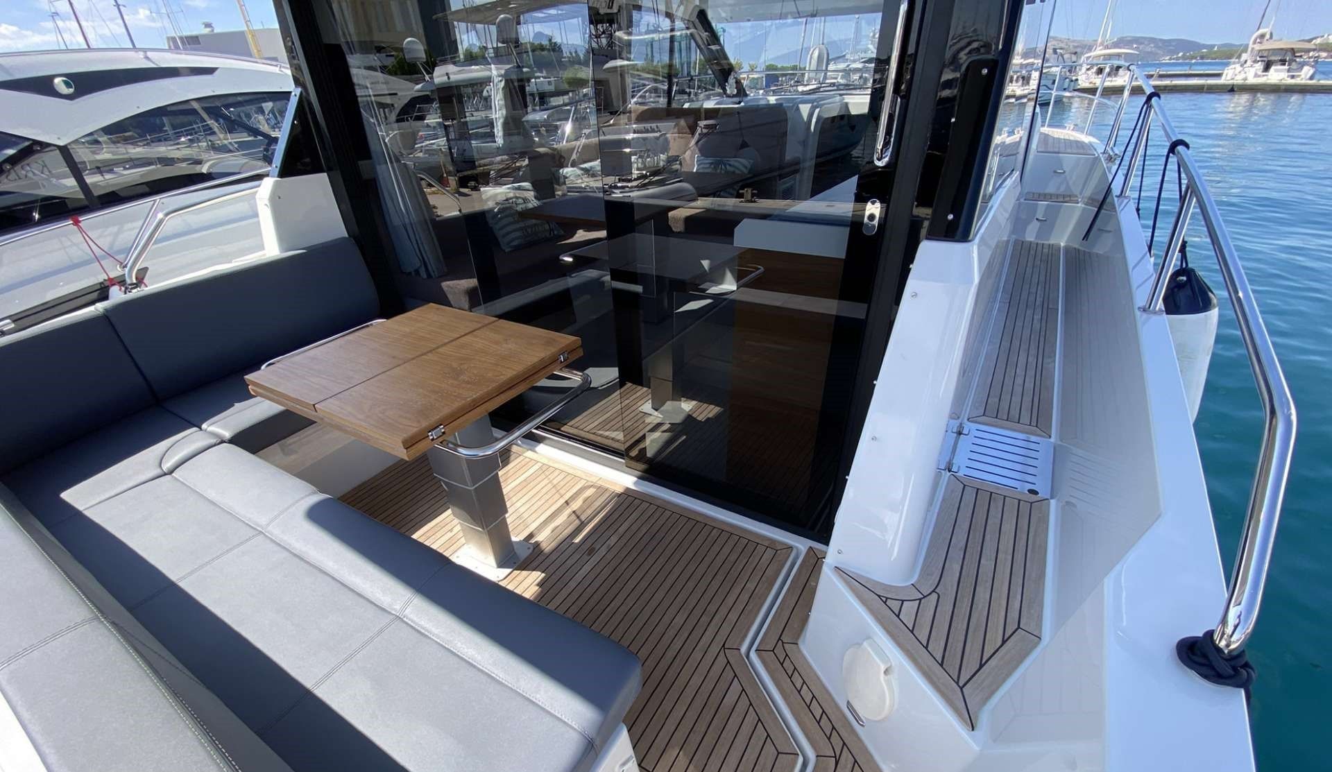 Grandezza 37CA | Kristina