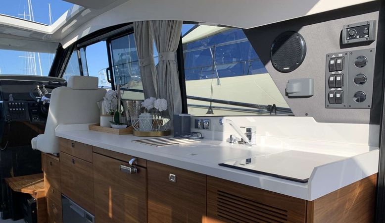 Grandezza 37CA | Kristina