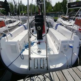Northman Maxus 33.1 | Mystic River