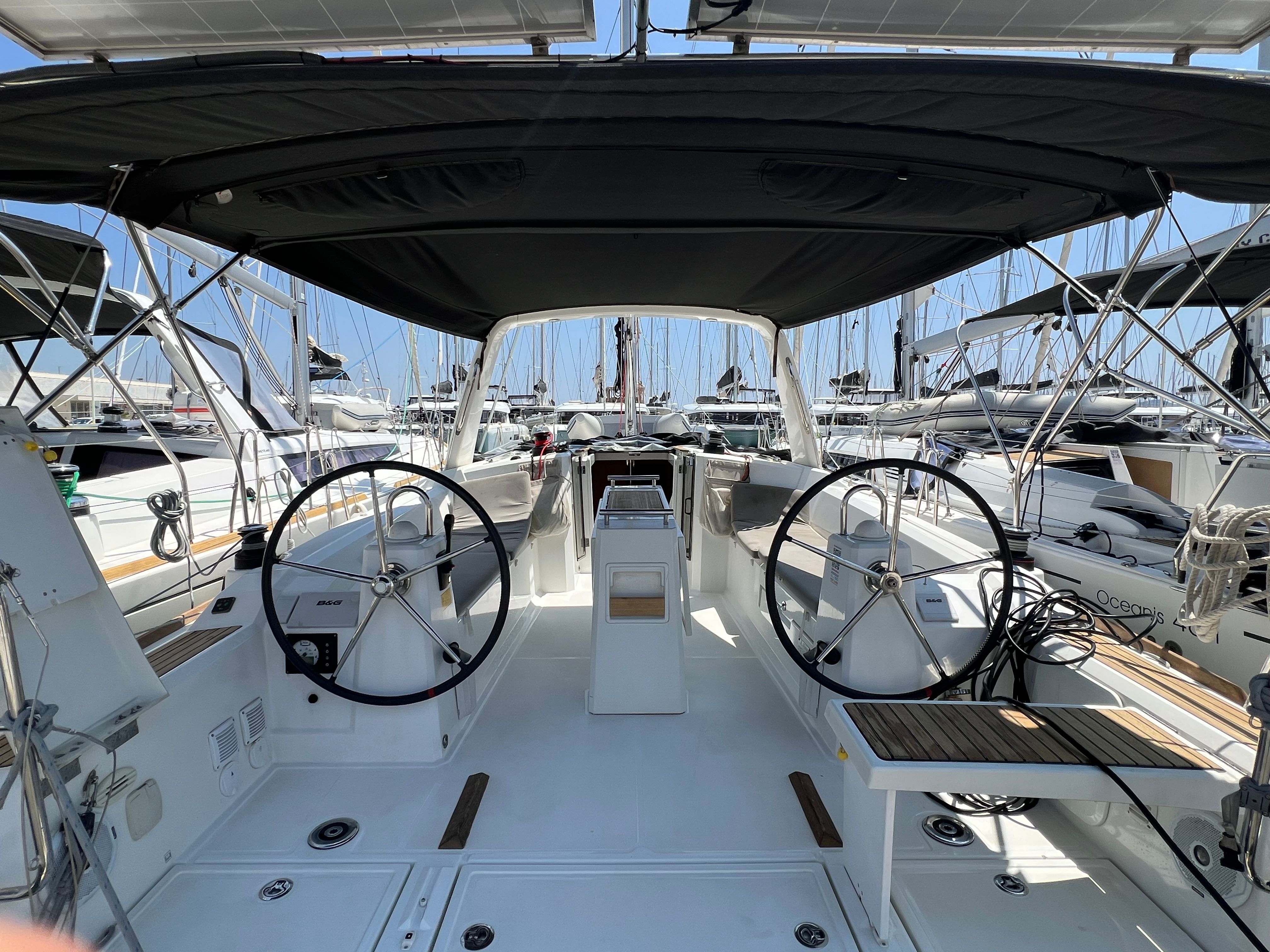 Beneteau Oceanis 38 | Foxy