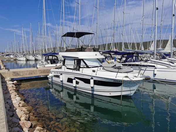 Jeanneau Merry Fisher 1095 | Mala Sirena